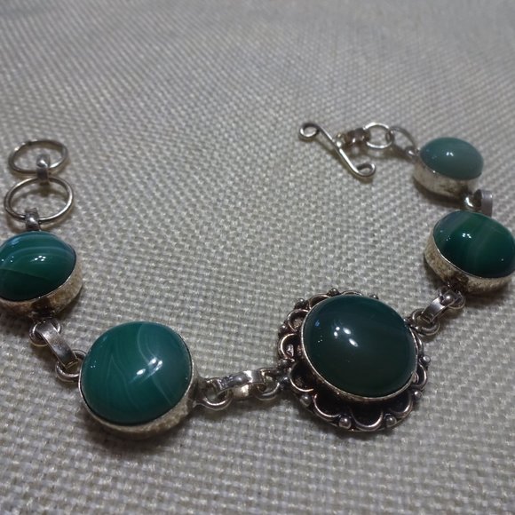 Gorgeous "GREEN BOTSWANA AGATE" Handmade Sterling Bracelet Size 6 3/4" #338B - Picture 2 of 3